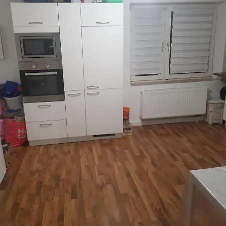 Wunderschönes Zimmer+ Auto+ Afrikanisches Essen