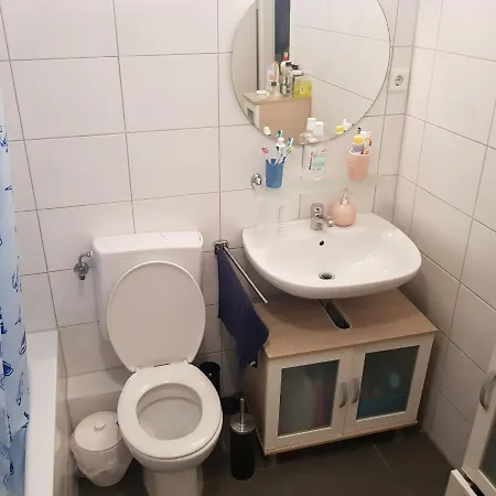 Wunderschönes Zimmer+ Auto+ Afrikanisches Essen * Herzogenrath
